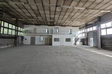 Hala vhodná ke skladování nebo výrobě - foto #2